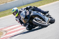 donington-no-limits-trackday;donington-park-photographs;donington-trackday-photographs;no-limits-trackdays;peter-wileman-photography;trackday-digital-images;trackday-photos